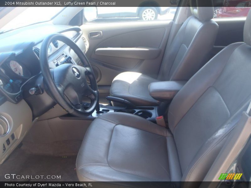 Lofty Green Pearl / Charcoal 2004 Mitsubishi Outlander XLS