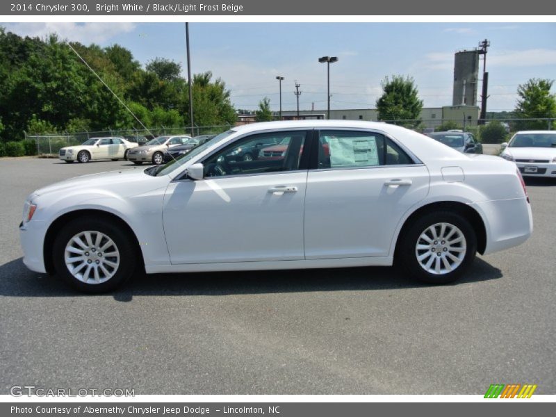 Bright White / Black/Light Frost Beige 2014 Chrysler 300