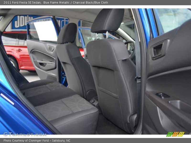 Blue Flame Metallic / Charcoal Black/Blue Cloth 2011 Ford Fiesta SE Sedan