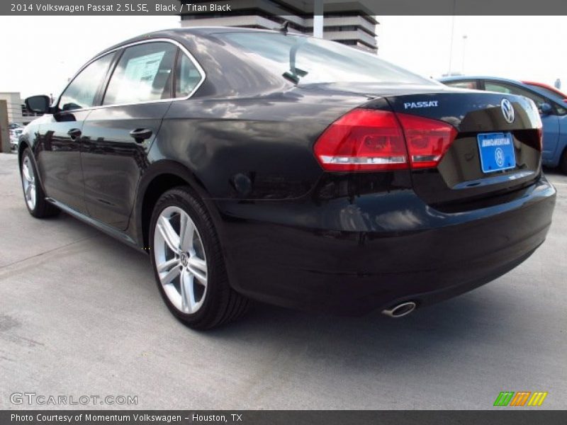 Black / Titan Black 2014 Volkswagen Passat 2.5L SE