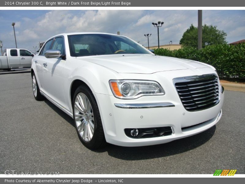 Front 3/4 View of 2014 300 C