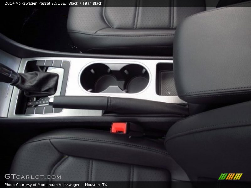 Black / Titan Black 2014 Volkswagen Passat 2.5L SE