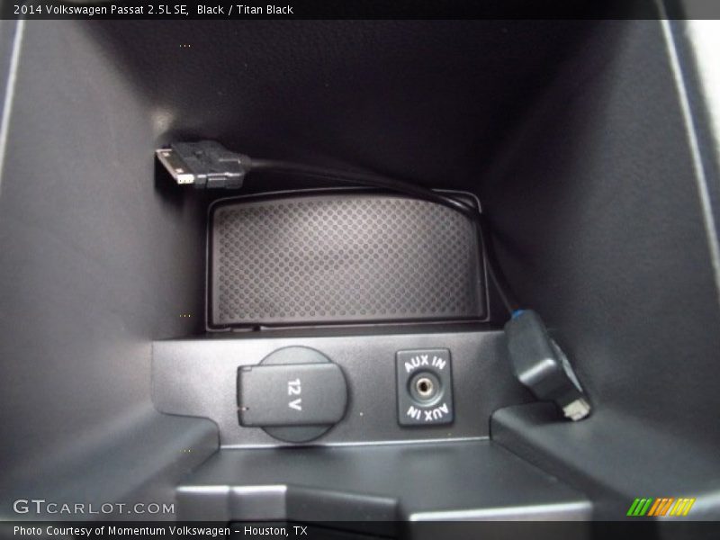 Black / Titan Black 2014 Volkswagen Passat 2.5L SE