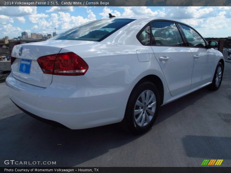 Candy White / Cornsilk Beige 2014 Volkswagen Passat 2.5L S