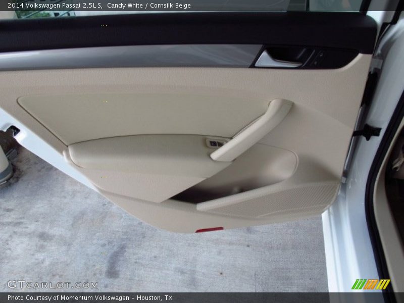 Candy White / Cornsilk Beige 2014 Volkswagen Passat 2.5L S