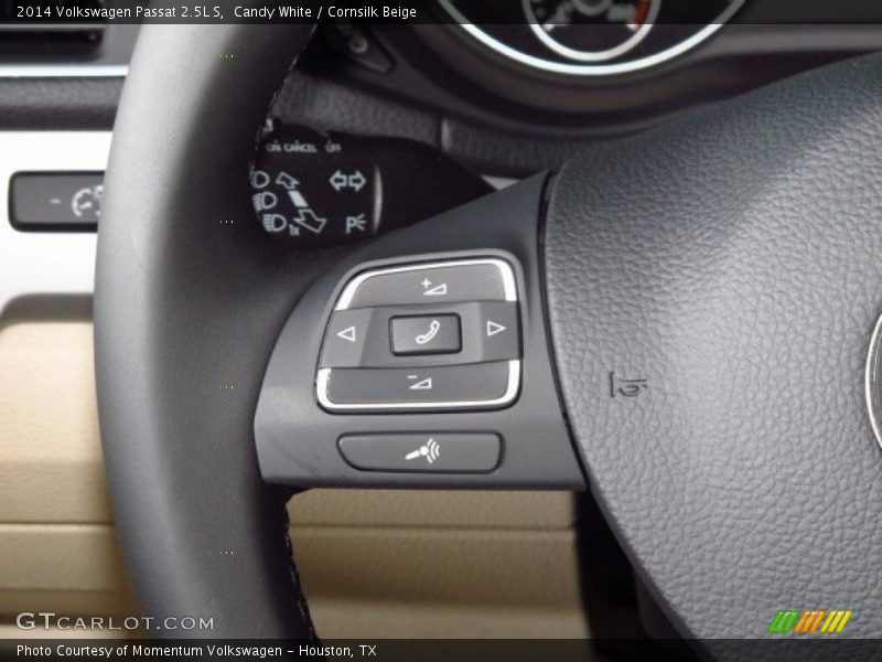 Candy White / Cornsilk Beige 2014 Volkswagen Passat 2.5L S