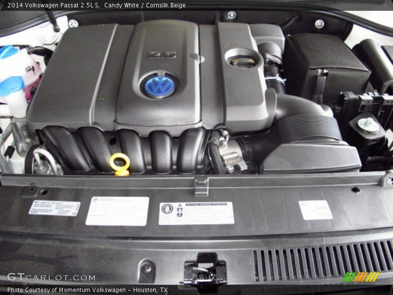 Candy White / Cornsilk Beige 2014 Volkswagen Passat 2.5L S