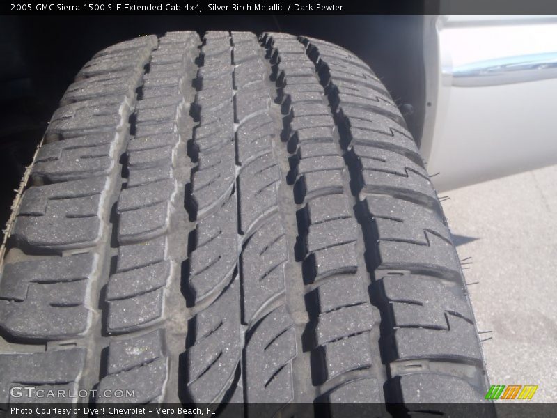 Silver Birch Metallic / Dark Pewter 2005 GMC Sierra 1500 SLE Extended Cab 4x4