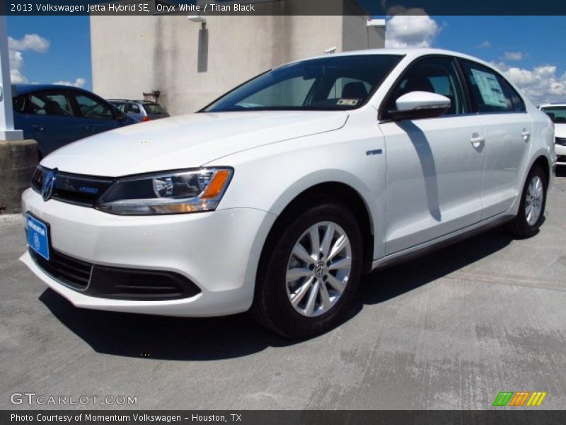 Oryx White / Titan Black 2013 Volkswagen Jetta Hybrid SE