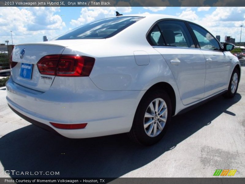 Oryx White / Titan Black 2013 Volkswagen Jetta Hybrid SE