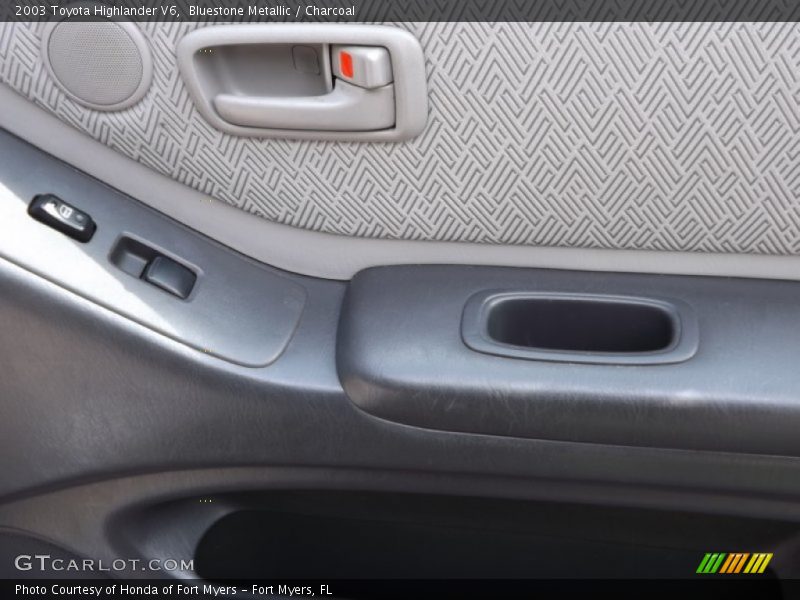 Bluestone Metallic / Charcoal 2003 Toyota Highlander V6