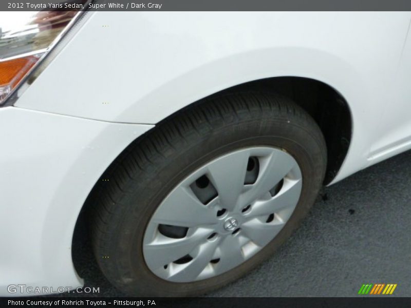 Super White / Dark Gray 2012 Toyota Yaris Sedan