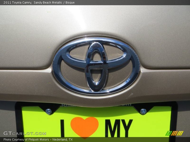 Sandy Beach Metallic / Bisque 2011 Toyota Camry