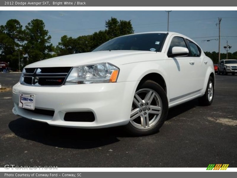 Bright White / Black 2012 Dodge Avenger SXT