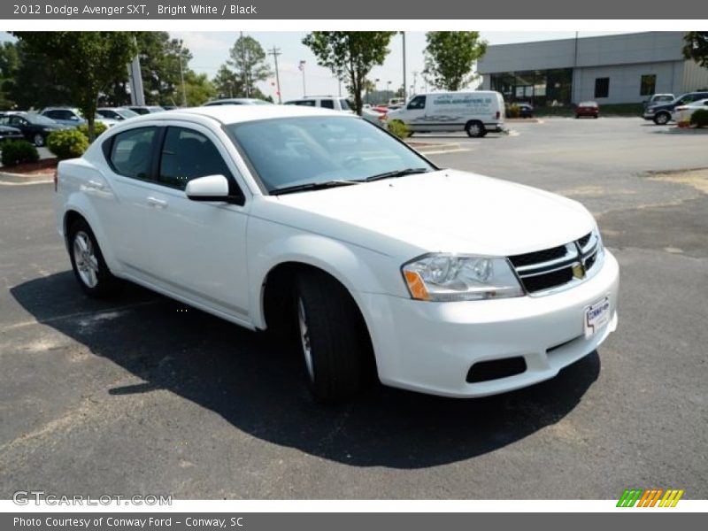 Bright White / Black 2012 Dodge Avenger SXT