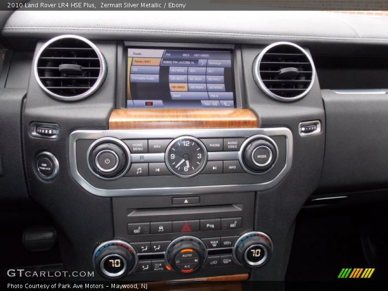 Zermatt Silver Metallic / Ebony 2010 Land Rover LR4 HSE Plus