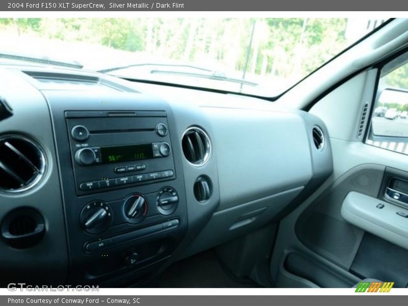 Silver Metallic / Dark Flint 2004 Ford F150 XLT SuperCrew