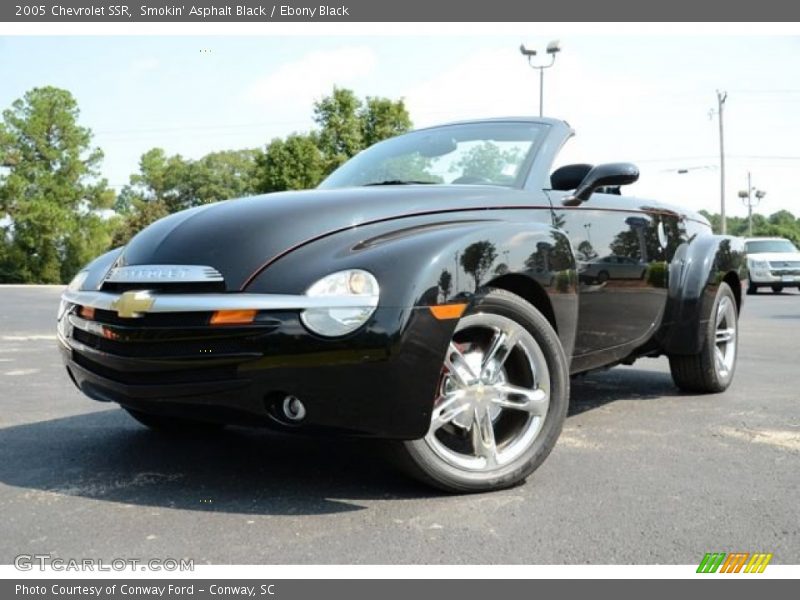 Smokin' Asphalt Black / Ebony Black 2005 Chevrolet SSR
