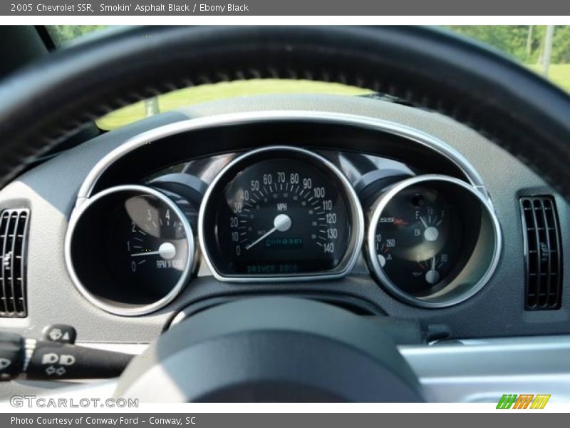 Smokin' Asphalt Black / Ebony Black 2005 Chevrolet SSR