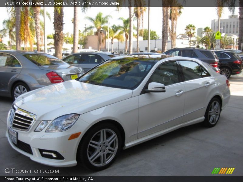 Arctic White / Almond Beige 2010 Mercedes-Benz E 350 Sedan