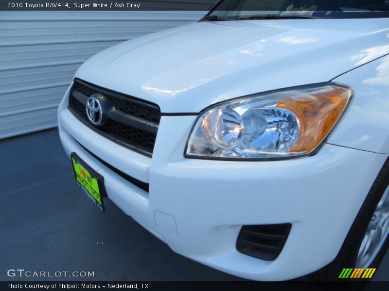 Super White / Ash Gray 2010 Toyota RAV4 I4