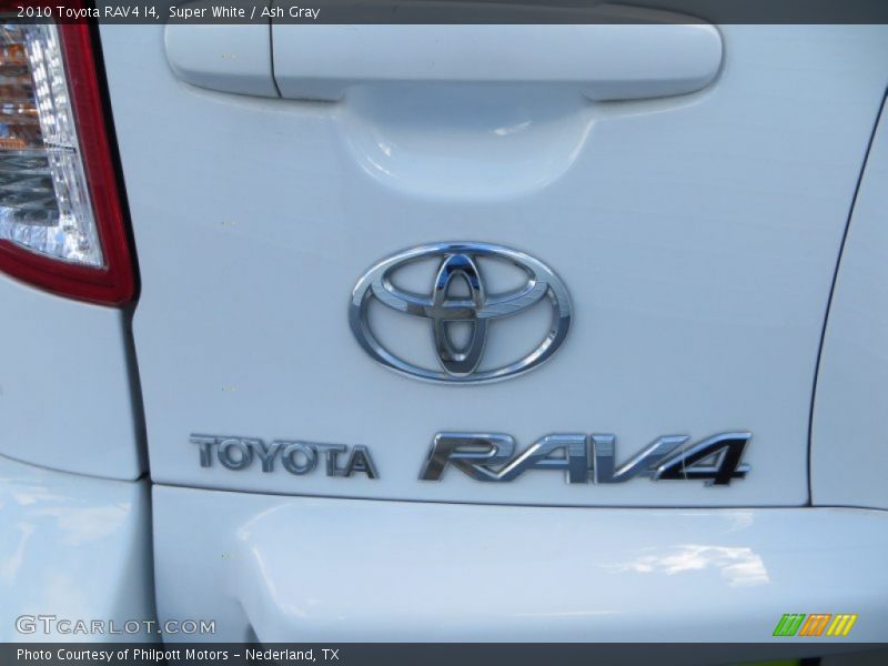 Super White / Ash Gray 2010 Toyota RAV4 I4