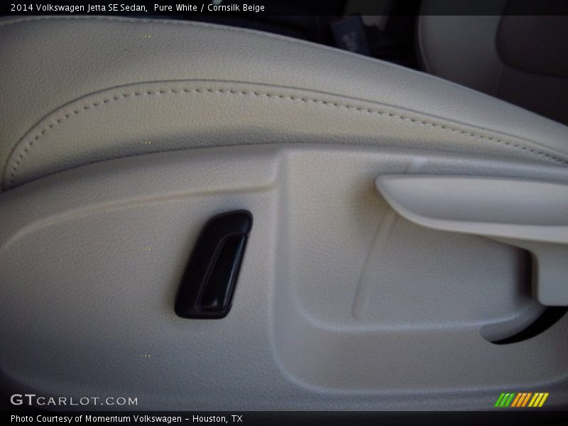 Pure White / Cornsilk Beige 2014 Volkswagen Jetta SE Sedan