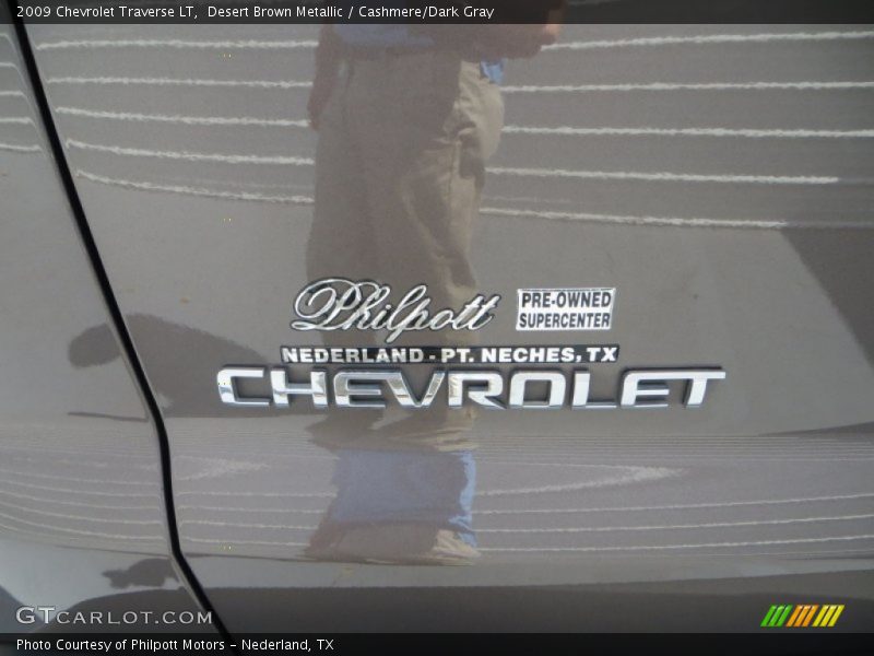 Desert Brown Metallic / Cashmere/Dark Gray 2009 Chevrolet Traverse LT