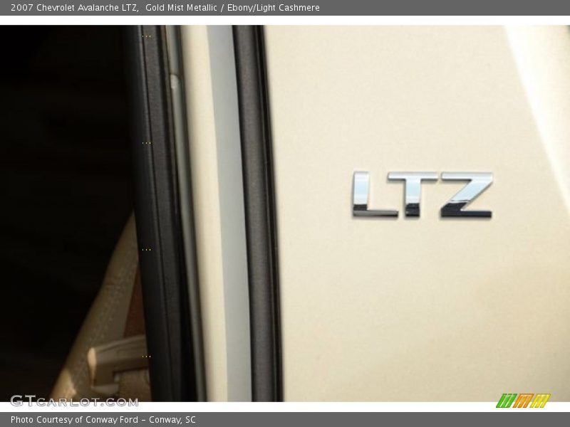 Gold Mist Metallic / Ebony/Light Cashmere 2007 Chevrolet Avalanche LTZ