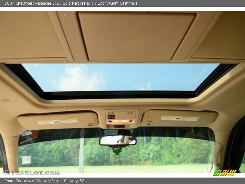 Gold Mist Metallic / Ebony/Light Cashmere 2007 Chevrolet Avalanche LTZ