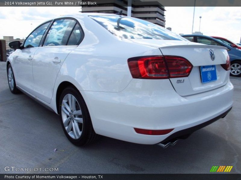 Pure White / Titan Black 2014 Volkswagen Jetta GLI