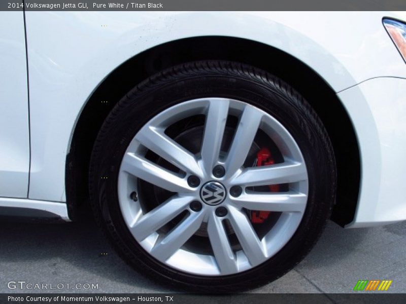 Pure White / Titan Black 2014 Volkswagen Jetta GLI