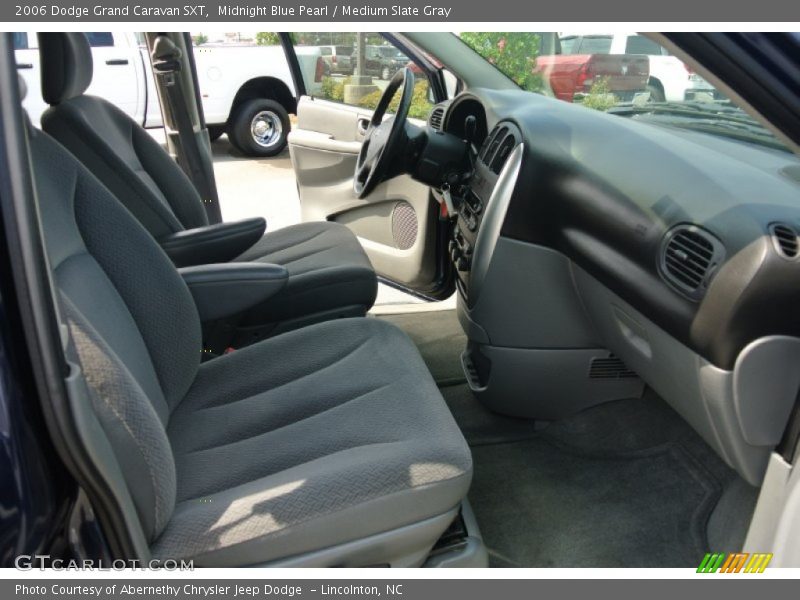 Midnight Blue Pearl / Medium Slate Gray 2006 Dodge Grand Caravan SXT