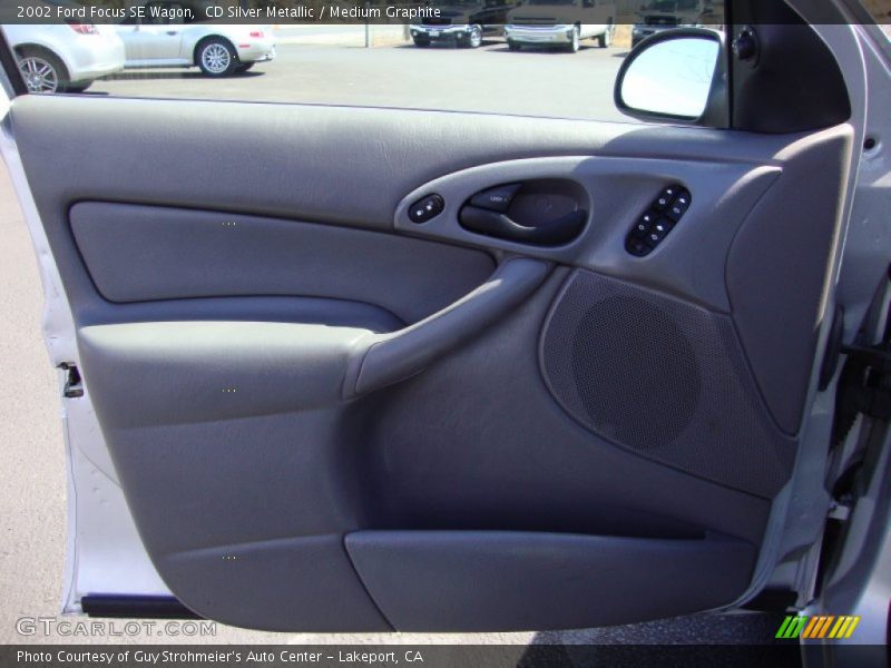 CD Silver Metallic / Medium Graphite 2002 Ford Focus SE Wagon