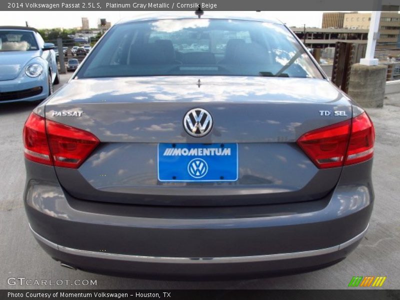 Platinum Gray Metallic / Cornsilk Beige 2014 Volkswagen Passat 2.5L S