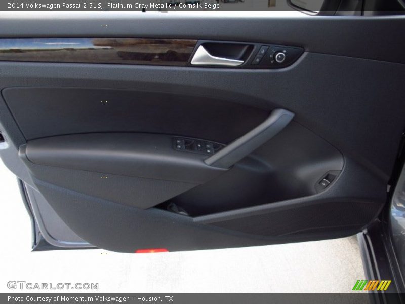 Platinum Gray Metallic / Cornsilk Beige 2014 Volkswagen Passat 2.5L S