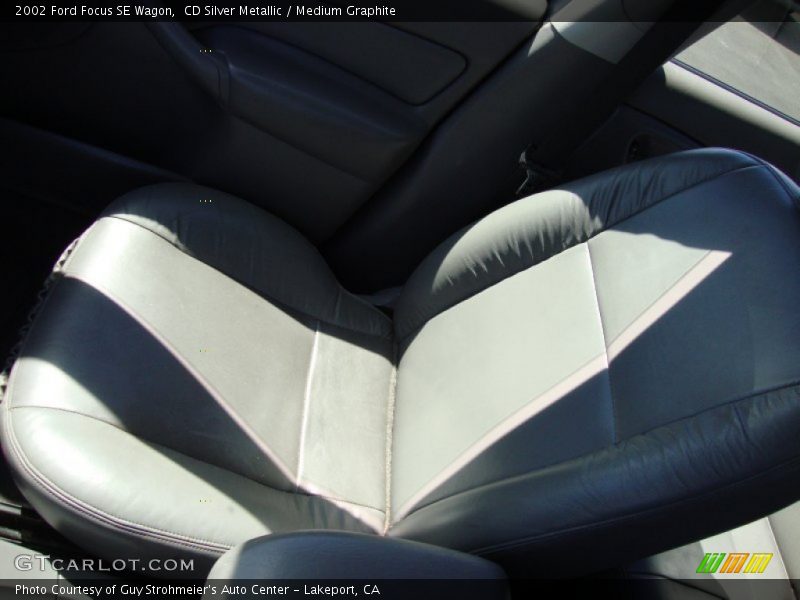 CD Silver Metallic / Medium Graphite 2002 Ford Focus SE Wagon