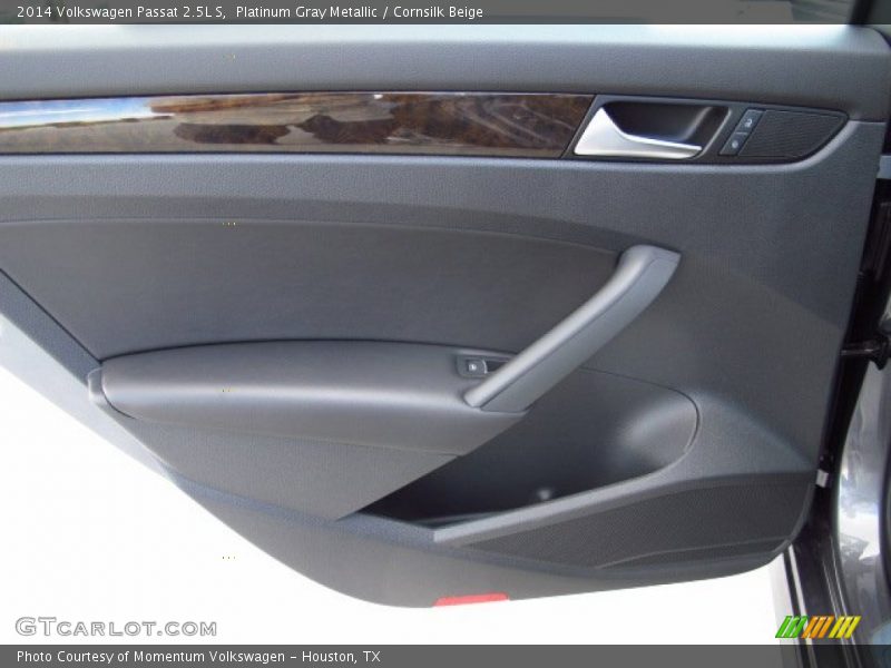 Platinum Gray Metallic / Cornsilk Beige 2014 Volkswagen Passat 2.5L S