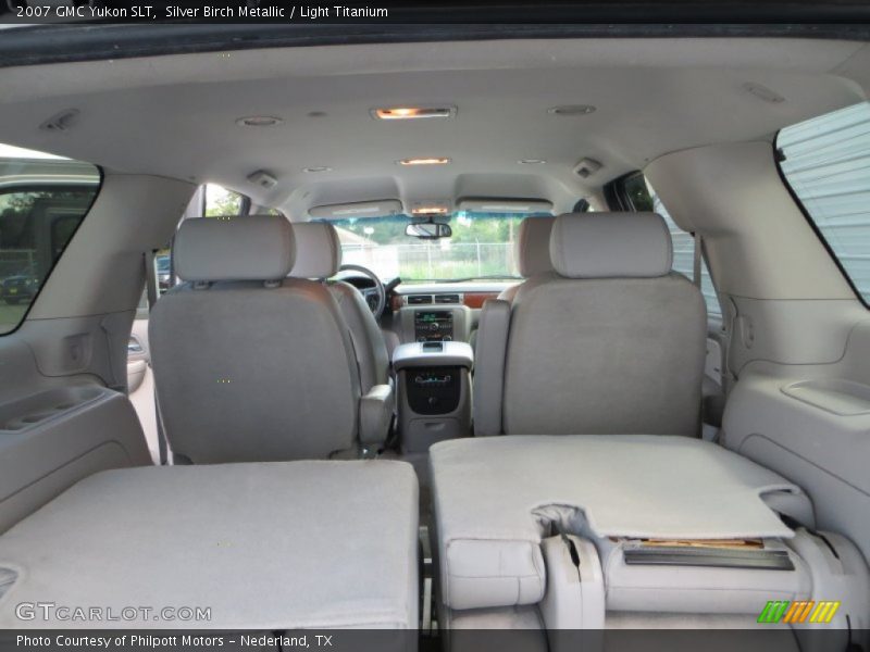 Silver Birch Metallic / Light Titanium 2007 GMC Yukon SLT