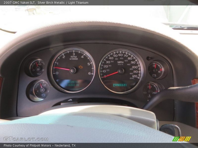 Silver Birch Metallic / Light Titanium 2007 GMC Yukon SLT