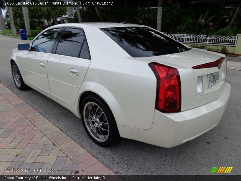 White Diamond / Light Gray/Ebony 2005 Cadillac CTS Sedan