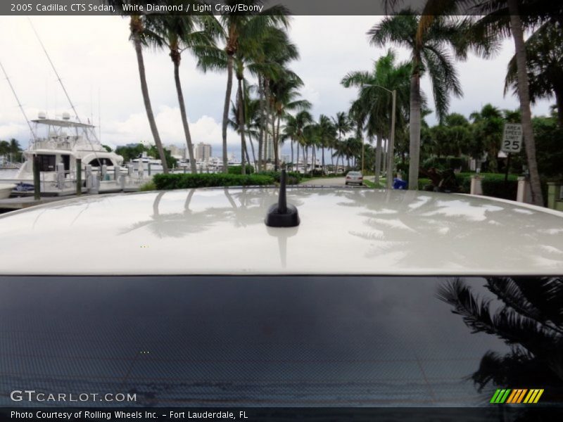 White Diamond / Light Gray/Ebony 2005 Cadillac CTS Sedan