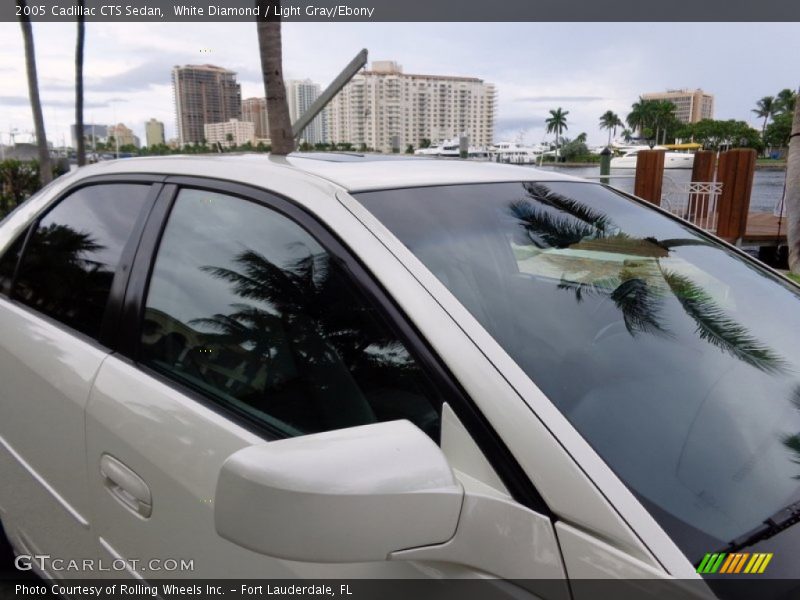 White Diamond / Light Gray/Ebony 2005 Cadillac CTS Sedan