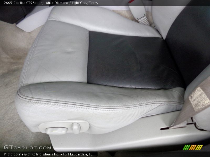 White Diamond / Light Gray/Ebony 2005 Cadillac CTS Sedan