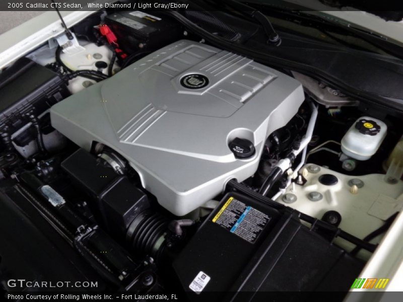 White Diamond / Light Gray/Ebony 2005 Cadillac CTS Sedan