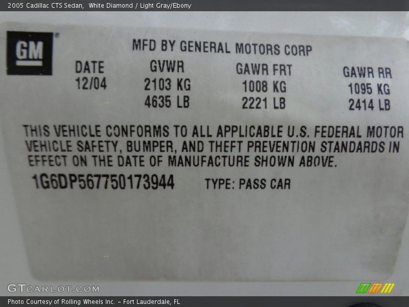 White Diamond / Light Gray/Ebony 2005 Cadillac CTS Sedan