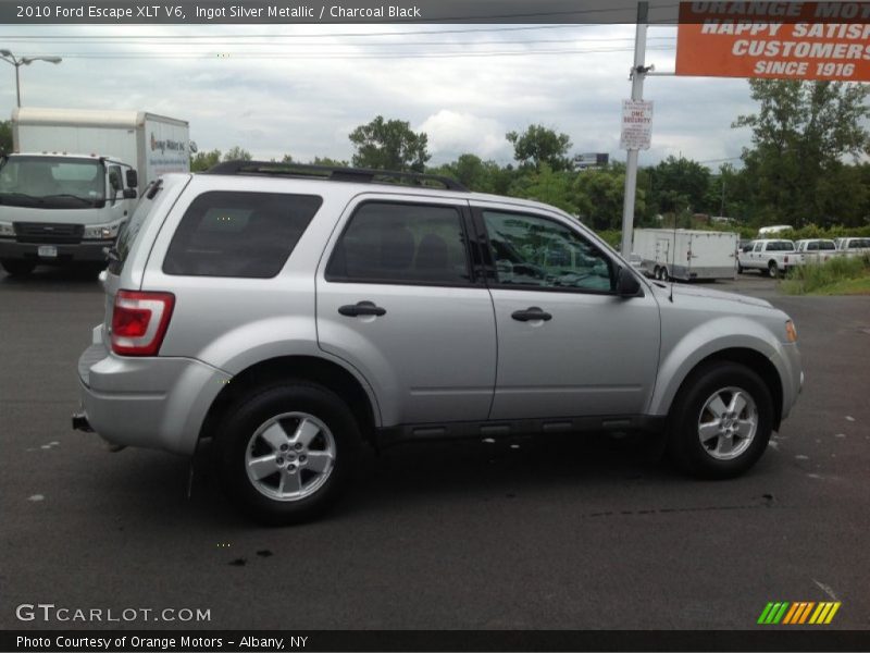 Ingot Silver Metallic / Charcoal Black 2010 Ford Escape XLT V6