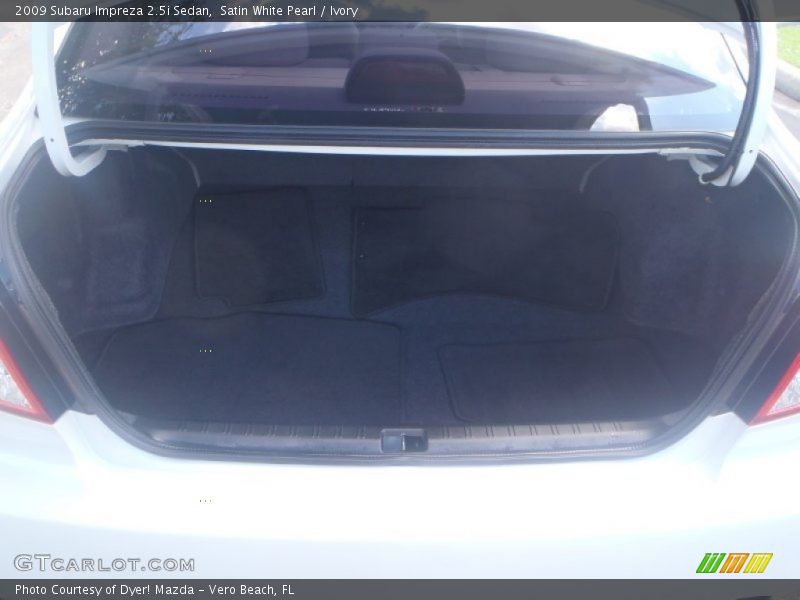 Satin White Pearl / Ivory 2009 Subaru Impreza 2.5i Sedan