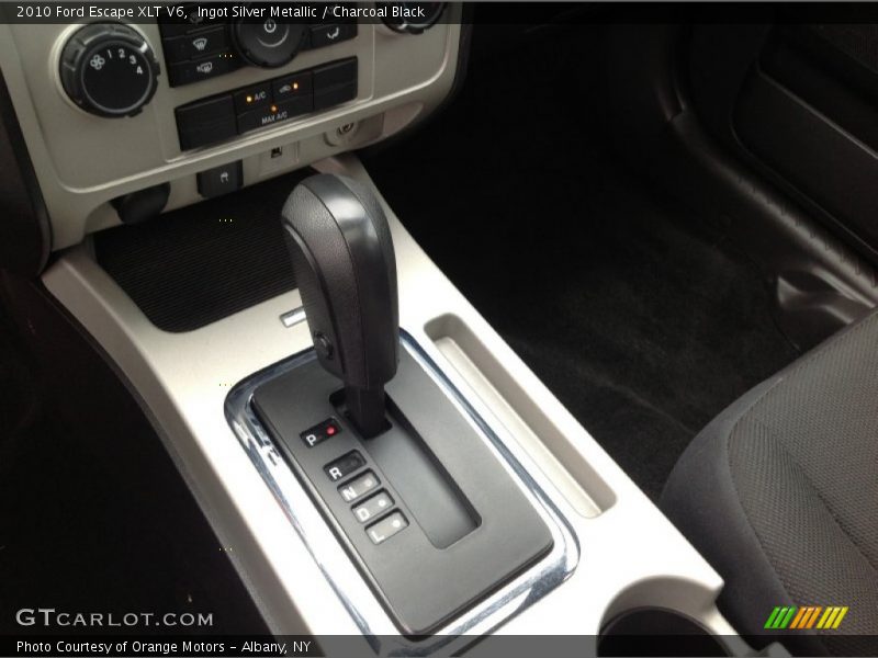 Ingot Silver Metallic / Charcoal Black 2010 Ford Escape XLT V6