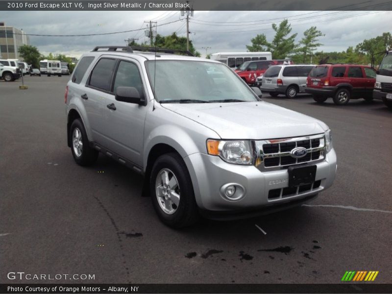 Ingot Silver Metallic / Charcoal Black 2010 Ford Escape XLT V6